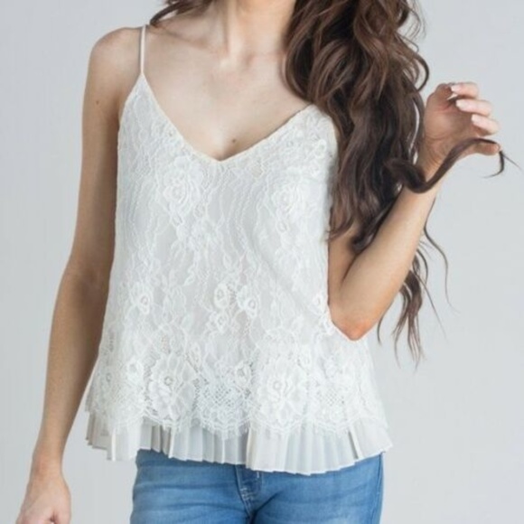 Storia Tops - ⭐️3/$30 Storia Eliza Ivory Lace Cami Top NWOT